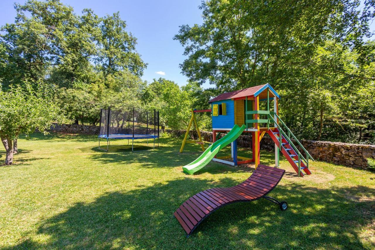Villa Krizanci Žminj Exterior foto